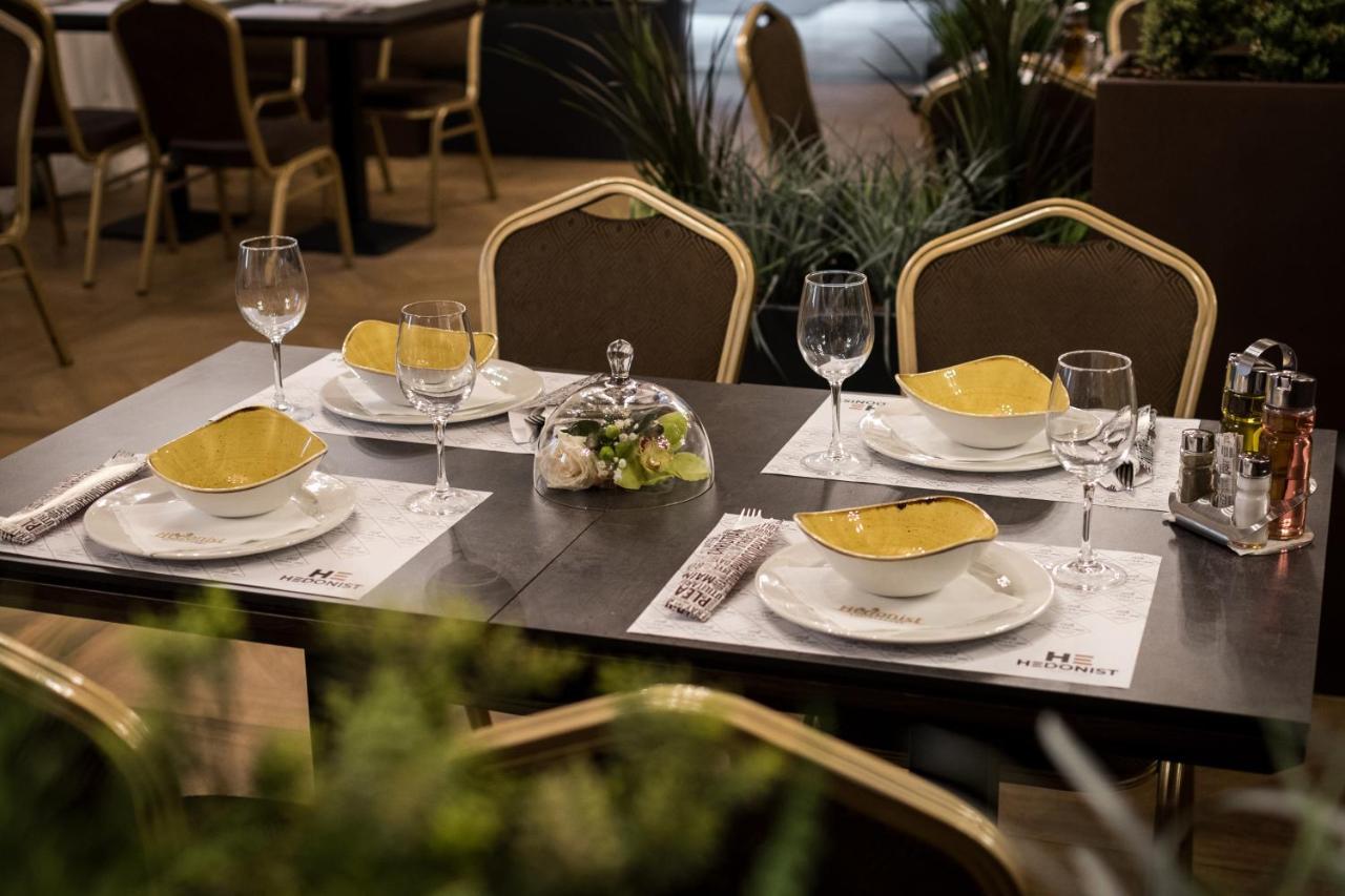 Hotel Grand Hedonist Pančevo 외부 사진