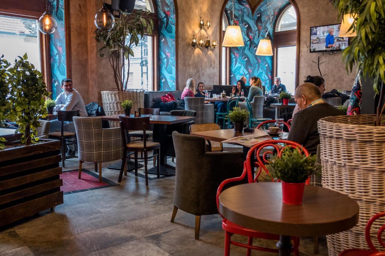 Hotel Grand Hedonist Pančevo 외부 사진