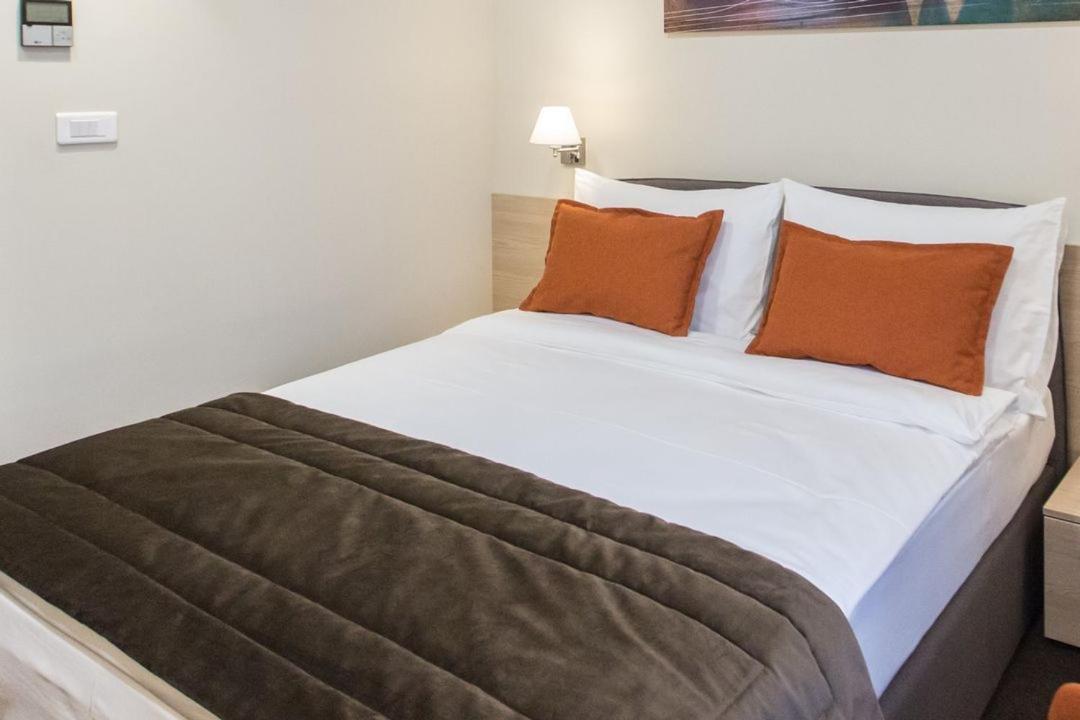 Hotel Grand Hedonist Pančevo 외부 사진