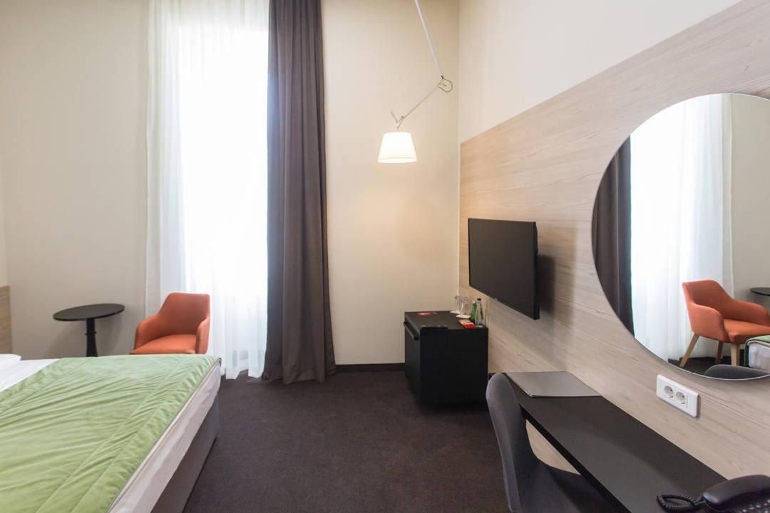 Hotel Grand Hedonist Pančevo 외부 사진