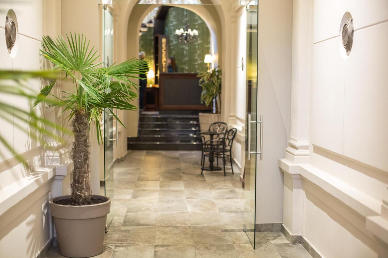 Hotel Grand Hedonist Pančevo 외부 사진