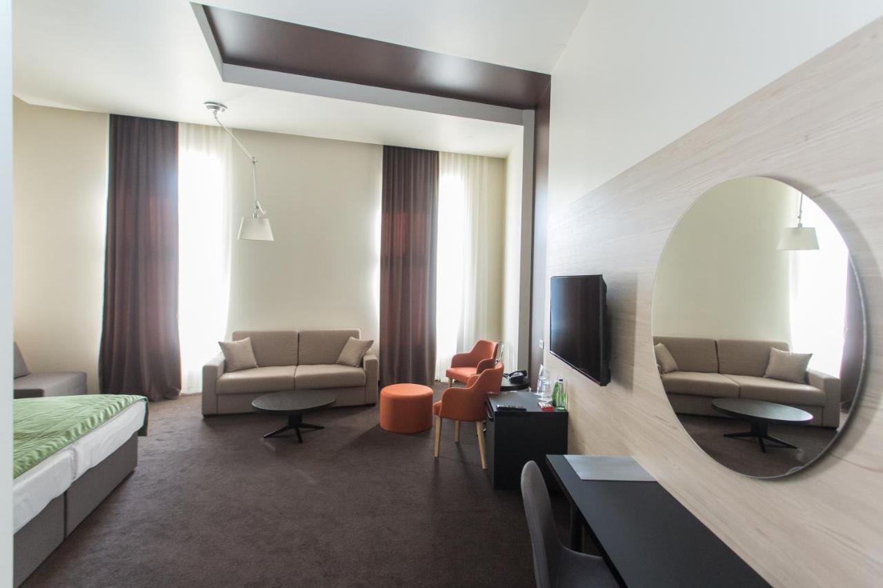 Hotel Grand Hedonist Pančevo 외부 사진